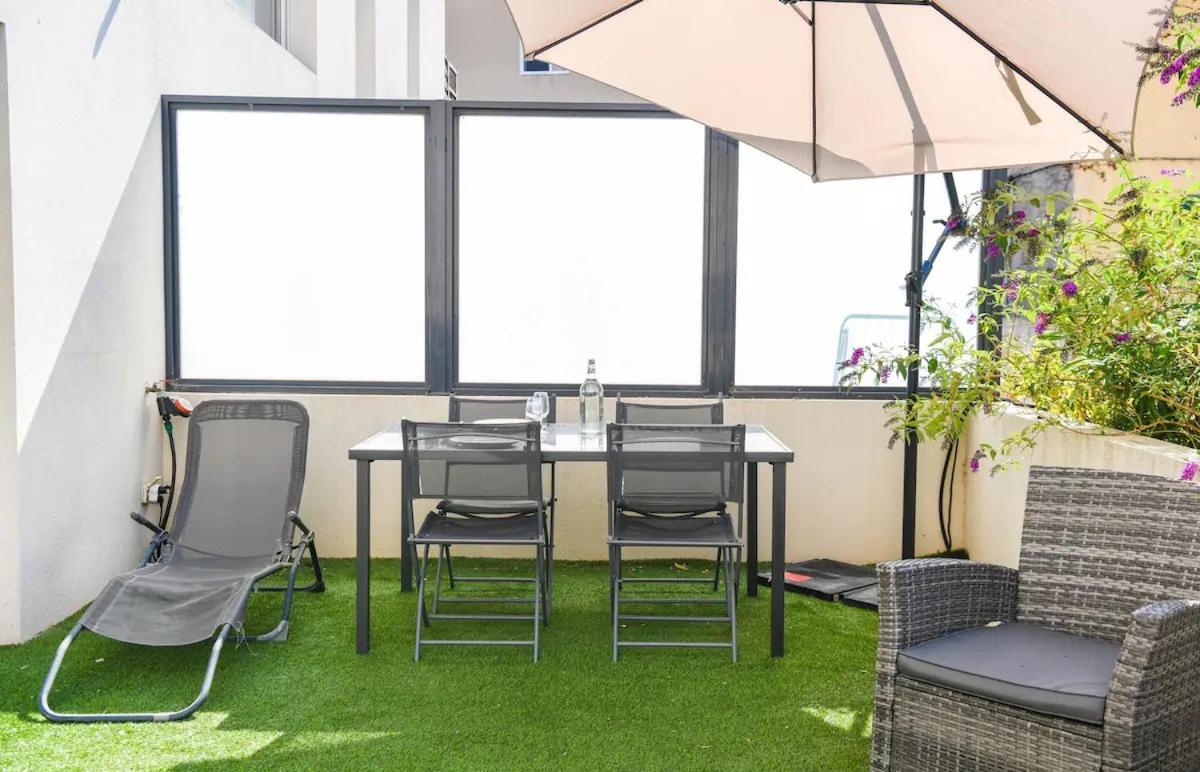 Superbe Appartement Avec Terrasse, Piscine & Parking Prive A Марсель Екстер'єр фото