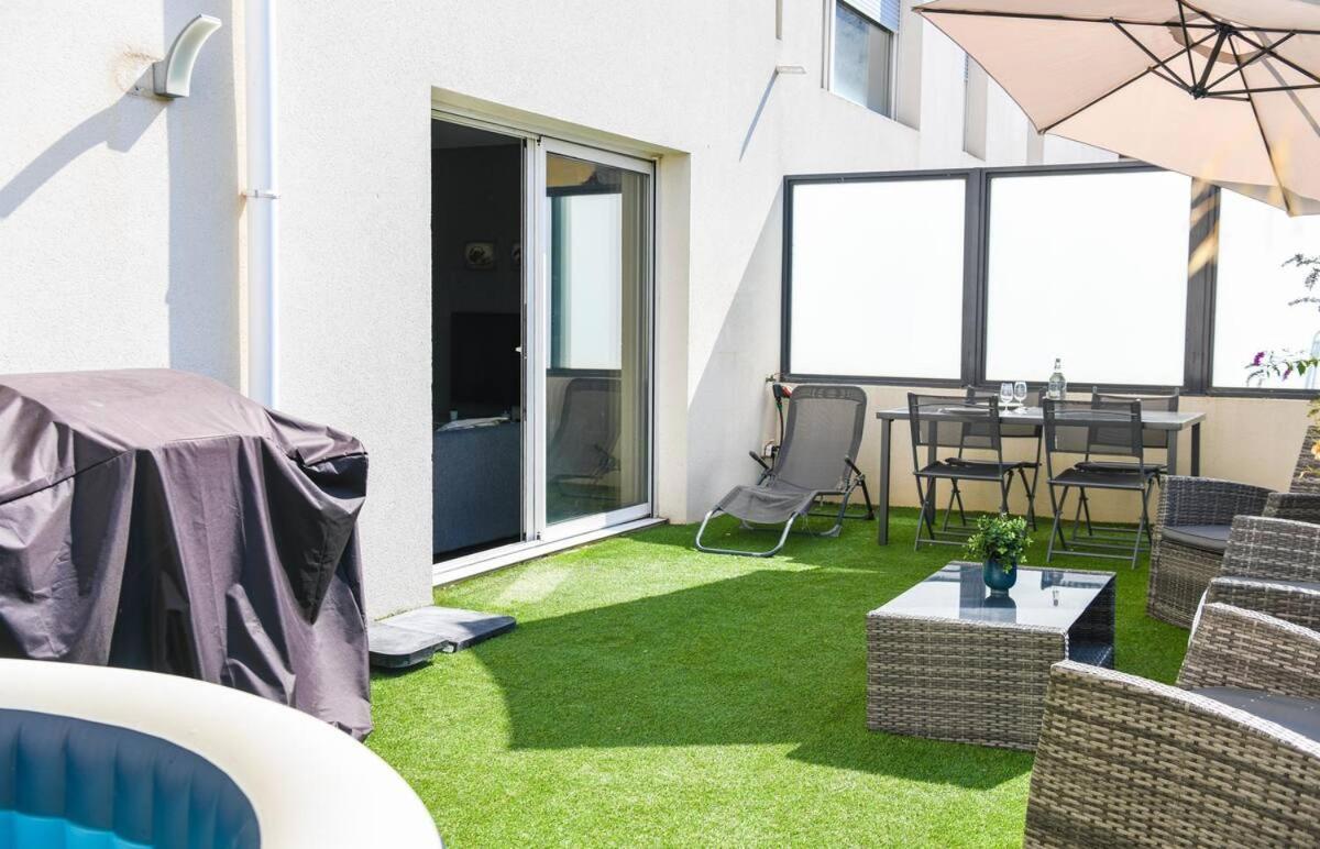 Superbe Appartement Avec Terrasse, Piscine & Parking Prive A Марсель Екстер'єр фото